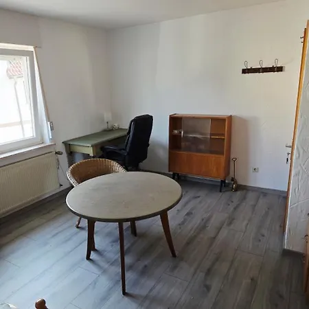 Appel Quarto em Acomodações Particulares *